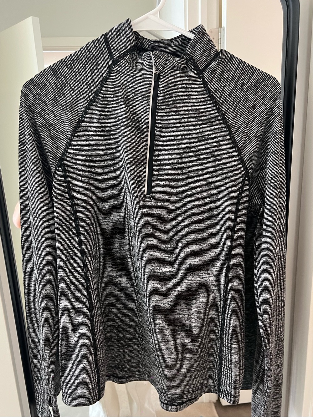 Old Navy Active Black Heather Performance Top